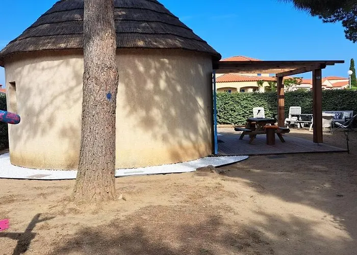 le clos d'estany joli mas à Barcarès sur l'île des pêcheurs rénové classé idéal grande famille *